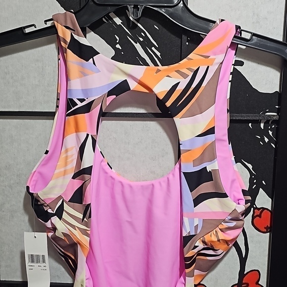 Kikirio Colorful One Piece Open Back Swimsuit Size Medium New - Picture 9 of 10